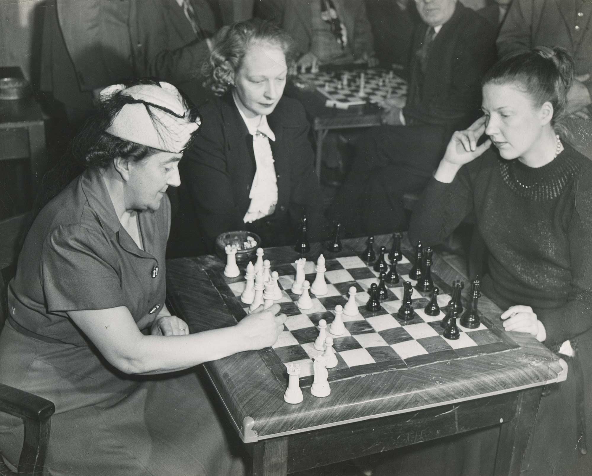 Isabella Gardner playing chess at Chicago Chess Club